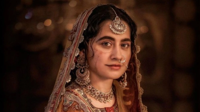 sanjeeda-shaikh-opens-up-about-menstruating-on-heeramandi-set-while-filming-mujra-sequence-get-comfortable-with-it